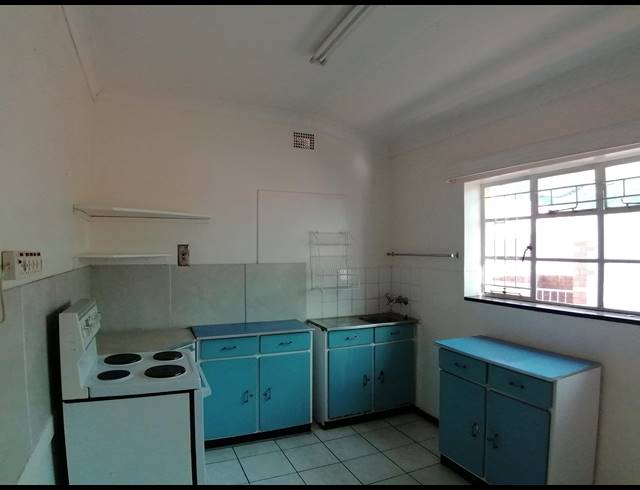 3 BEDROOM FREEHOLD SOLD IN STILFONTEIN EXT 1